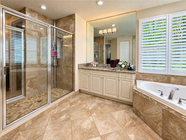 13833 Callisto AVE, Naples, FL 34109