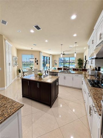 13833 Callisto AVE, Naples, FL 34109