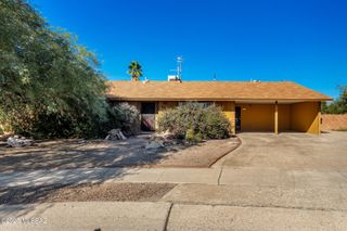 8067 E 7th Street, Tucson, AZ 85710