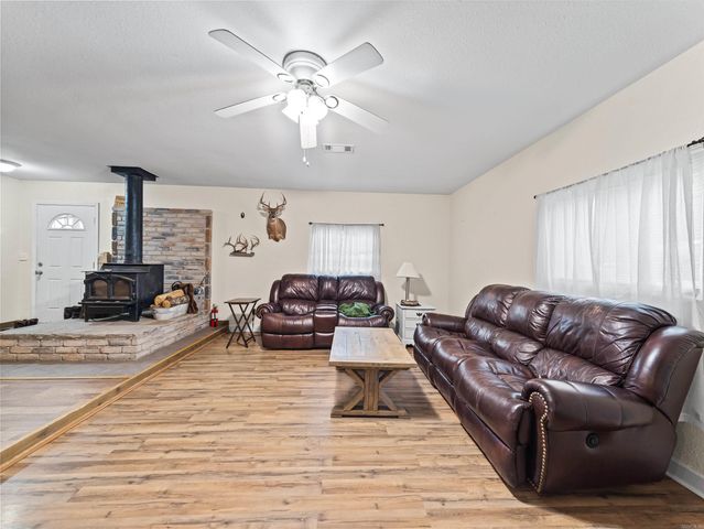 1071 HWY 298, Jessieville, AR 71909