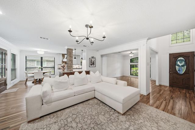 1206 Verdun Lane, Friendswood, TX 77546