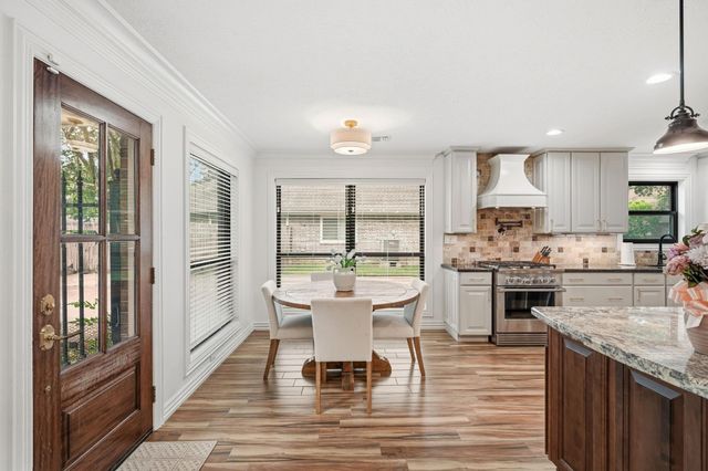 1206 Verdun Lane, Friendswood, TX 77546