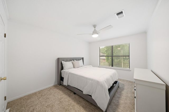 1206 Verdun Lane, Friendswood, TX 77546