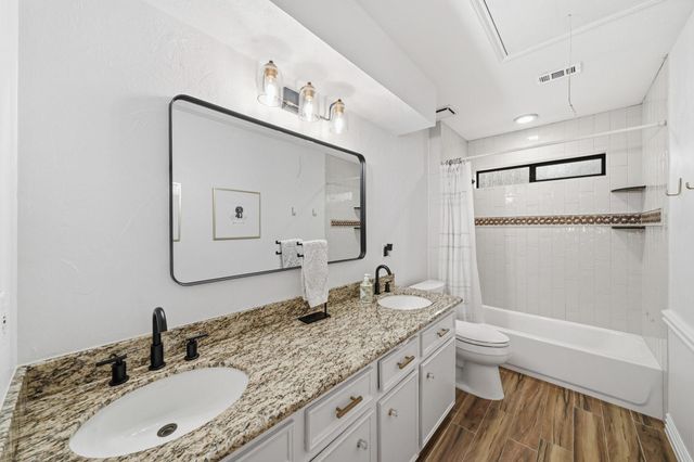 1206 Verdun Lane, Friendswood, TX 77546