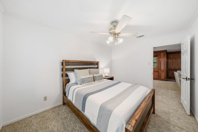 1206 Verdun Lane, Friendswood, TX 77546