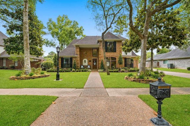 1206 Verdun Lane, Friendswood, TX 77546