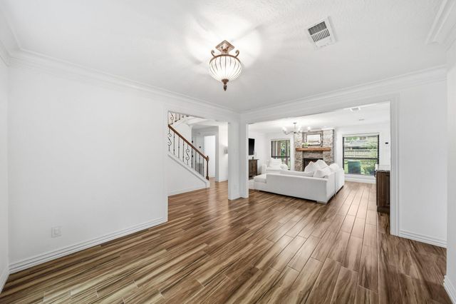 1206 Verdun Lane, Friendswood, TX 77546