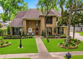 1206 Verdun Lane, Friendswood, TX 77546