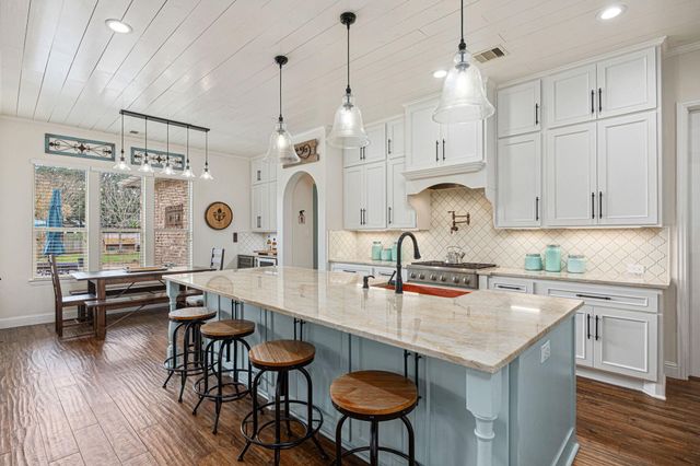 32226 Waterford Crest Lane, Fulshear, TX 77441