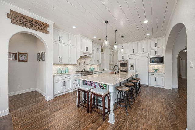 32226 Waterford Crest Lane, Fulshear, TX 77441