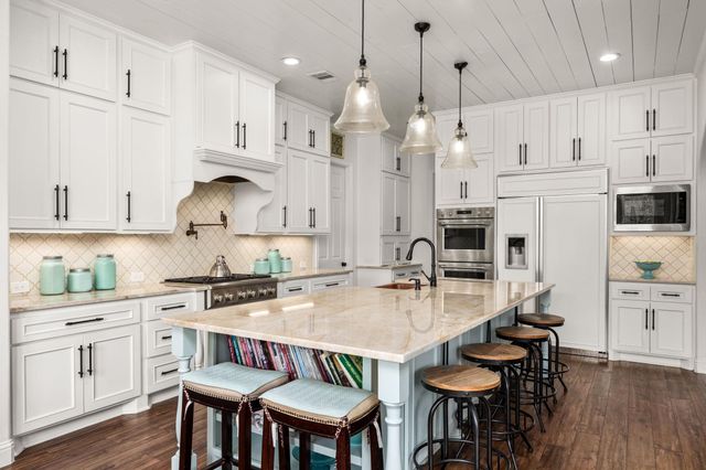 32226 Waterford Crest Lane, Fulshear, TX 77441