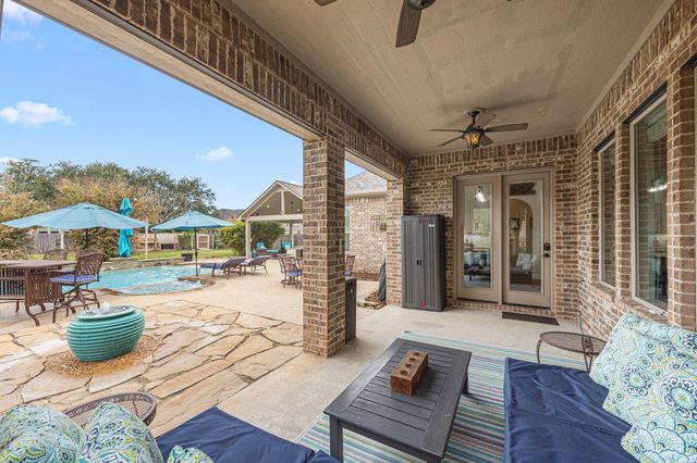 32226 Waterford Crest Lane, Fulshear, TX 77441