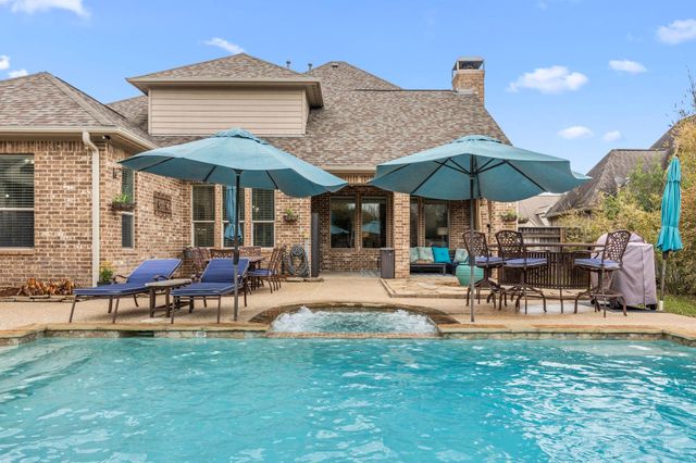 32226 Waterford Crest Lane, Fulshear, TX 77441