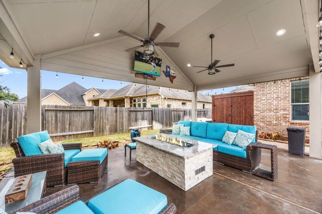 32226 Waterford Crest Lane, Fulshear, TX 77441