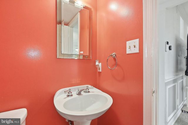 21881 SHALLOW ROCK SQ, Sterling, VA 20164