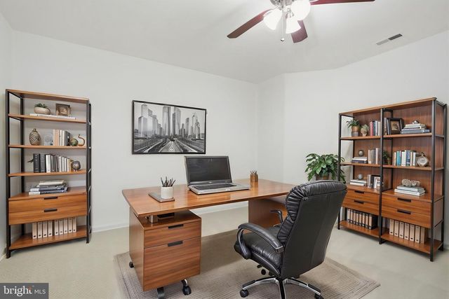 21881 SHALLOW ROCK SQ, Sterling, VA 20164