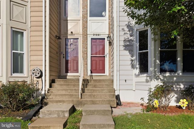 21881 SHALLOW ROCK SQ, Sterling, VA 20164