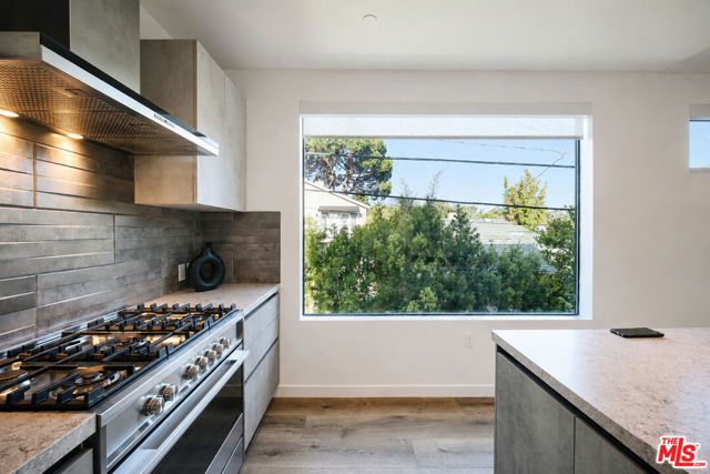 11614 Colfax Meadow Lane, Studio City (los Angeles), CA 91604