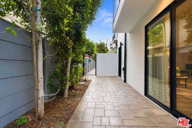 11614 Colfax Meadow Lane, Studio City (los Angeles), CA 91604