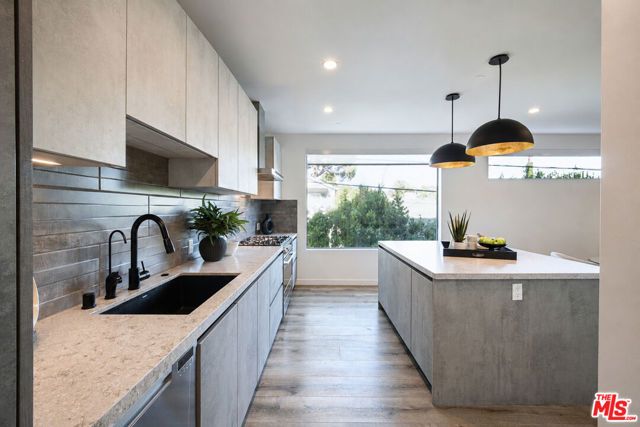 11614 Colfax Meadow Lane, Studio City (los Angeles), CA 91604