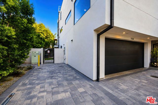 11614 Colfax Meadow Lane, Studio City (los Angeles), CA 91604