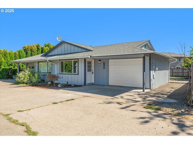 696 Nw FENTON St, Mc Minnville, OR 97128