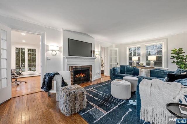 163 Phelps Road, Ridgewood, NJ 07450