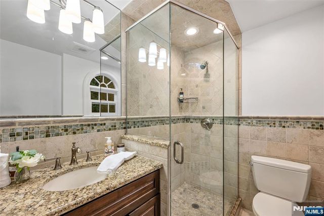 163 Phelps Road, Ridgewood, NJ 07450