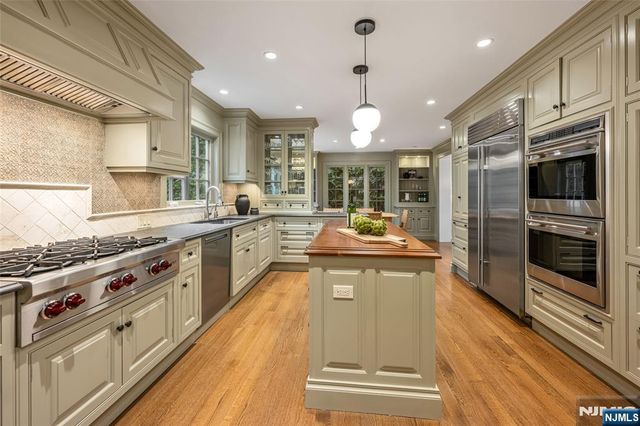 163 Phelps Road, Ridgewood, NJ 07450