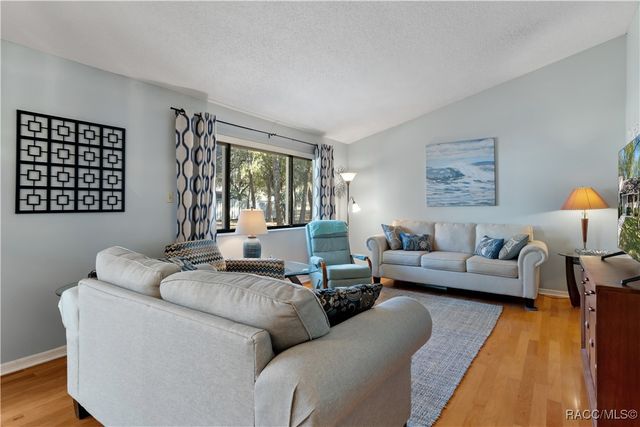 531 W Cherry Laurel Court, Beverly Hills, FL 34465