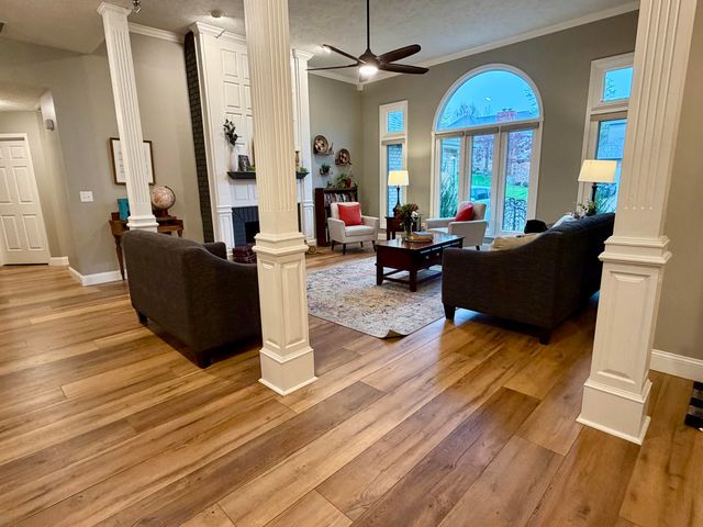 4821 E Cherokee Street, Springfield, MO 65809