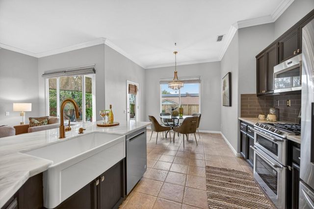 4551 Scenic Dr, Rocklin, CA 95765