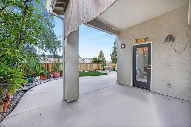 4551 Scenic Dr, Rocklin, CA 95765
