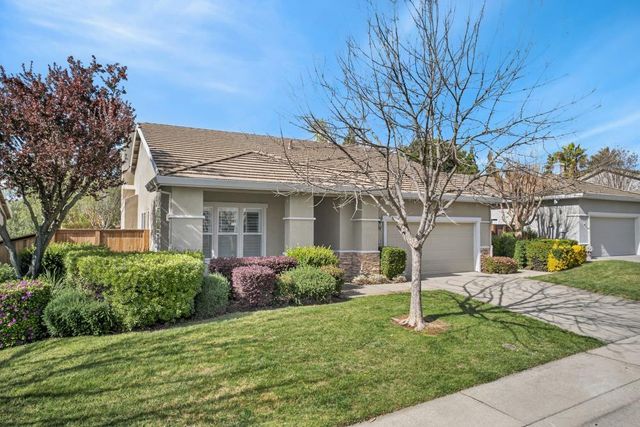 4551 Scenic Dr, Rocklin, CA 95765