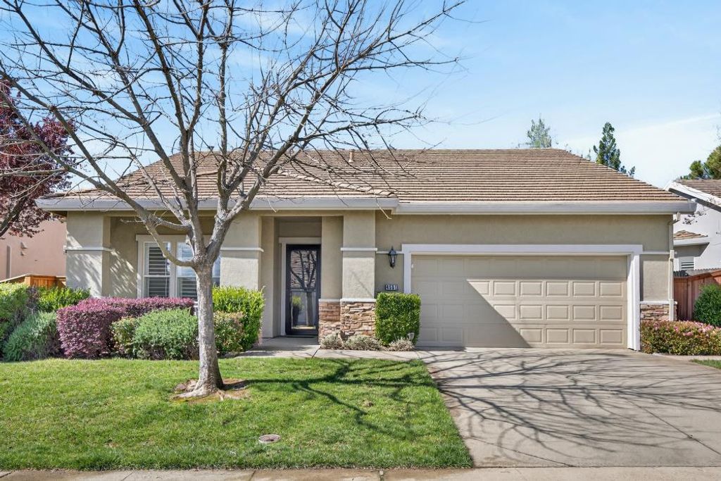 4551 Scenic Dr, Rocklin, CA 95765