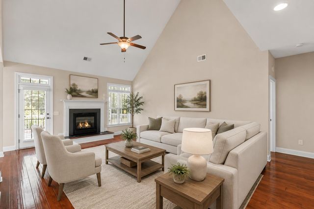 5413 Clairmont Lane, North Charleston, SC 29420