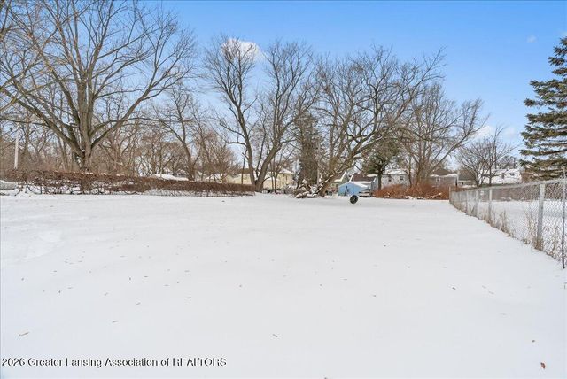 1415 New York Avenue, Lansing, MI 48906