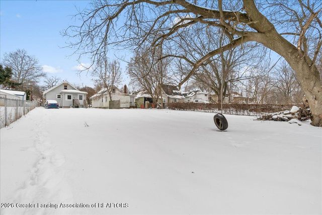 1415 New York Avenue, Lansing, MI 48906