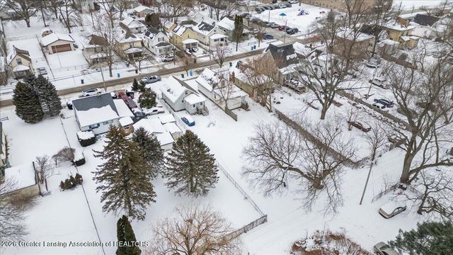 1415 New York Avenue, Lansing, MI 48906