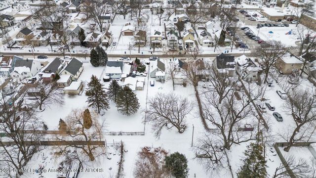 1415 New York Avenue, Lansing, MI 48906