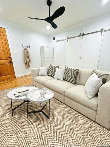 525 Mission St Apt 4, San Antonio, TX 78210