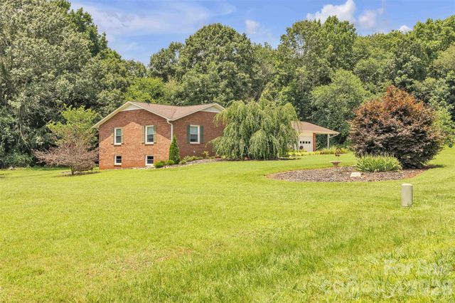 137 Proust Road, Statesville, NC 28625