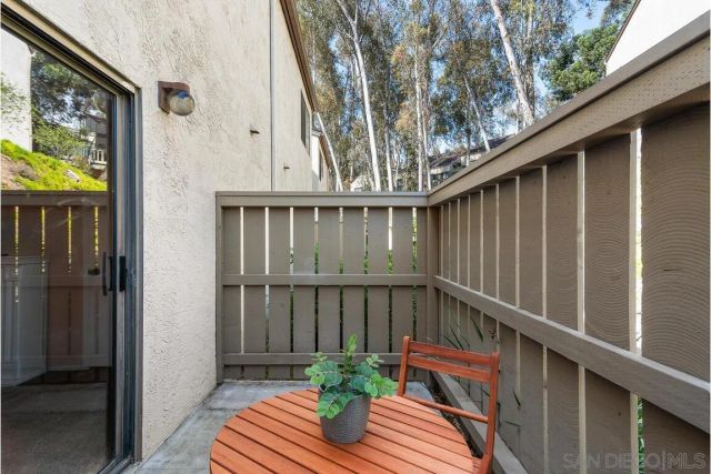 10332 Caminito Aralia 109, San Diego, CA 92131