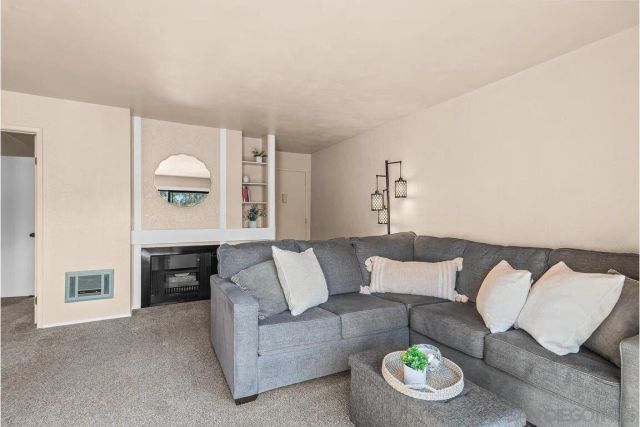 10332 Caminito Aralia 109, San Diego, CA 92131