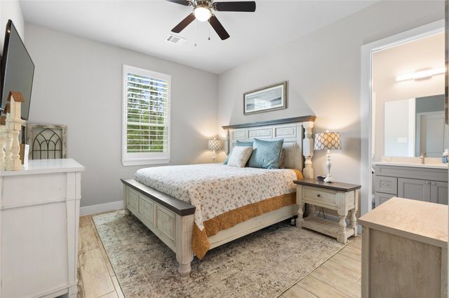 33210 Walnut Crossing, Magnolia, TX 77355