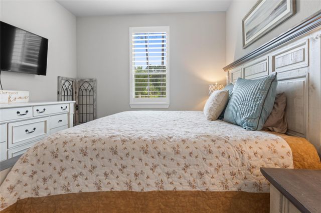 33210 Walnut Crossing, Magnolia, TX 77355