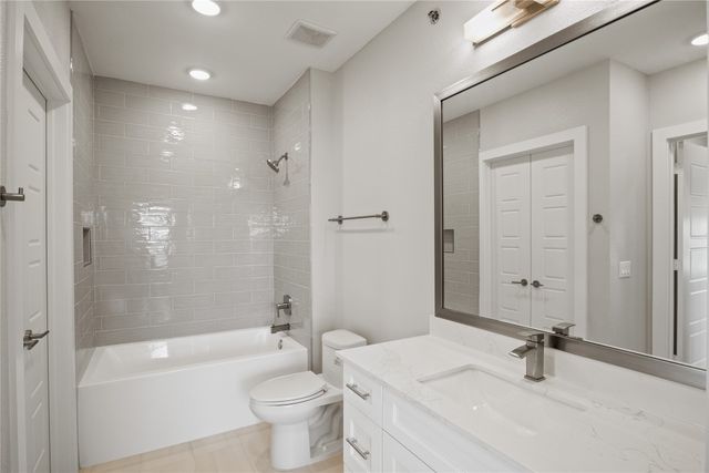 2721 Wingate Street 113, Fort Worth, TX 76107