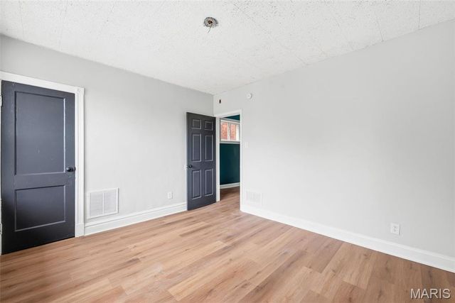 3662 Minnesota Avenue, St Louis, MO 63118