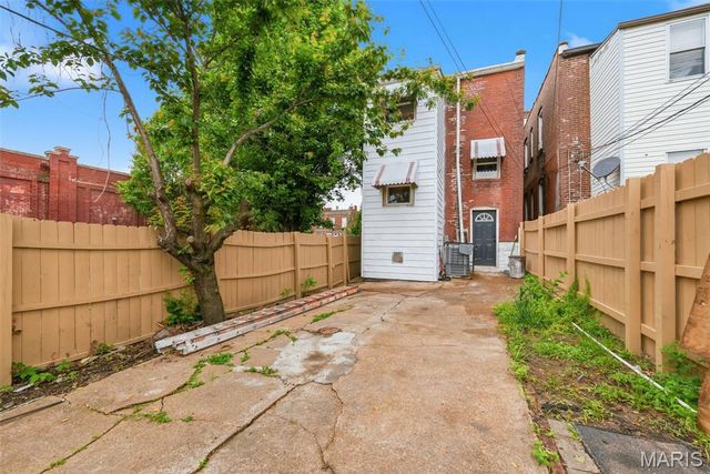 3662 Minnesota Avenue, St Louis, MO 63118