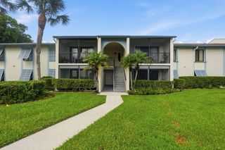 1104 GREEN PINE Boulevard G1, West Palm Beach, FL 33409